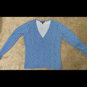 Banana republic polka dot long sleeve button front v neck top